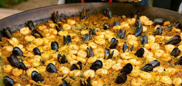 Las Mejores Estaciones de Comida para una Boda Interactiva